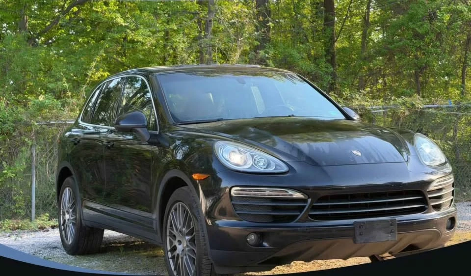 2011 Porsche 958 Cayenne S - Image 3 of 19
