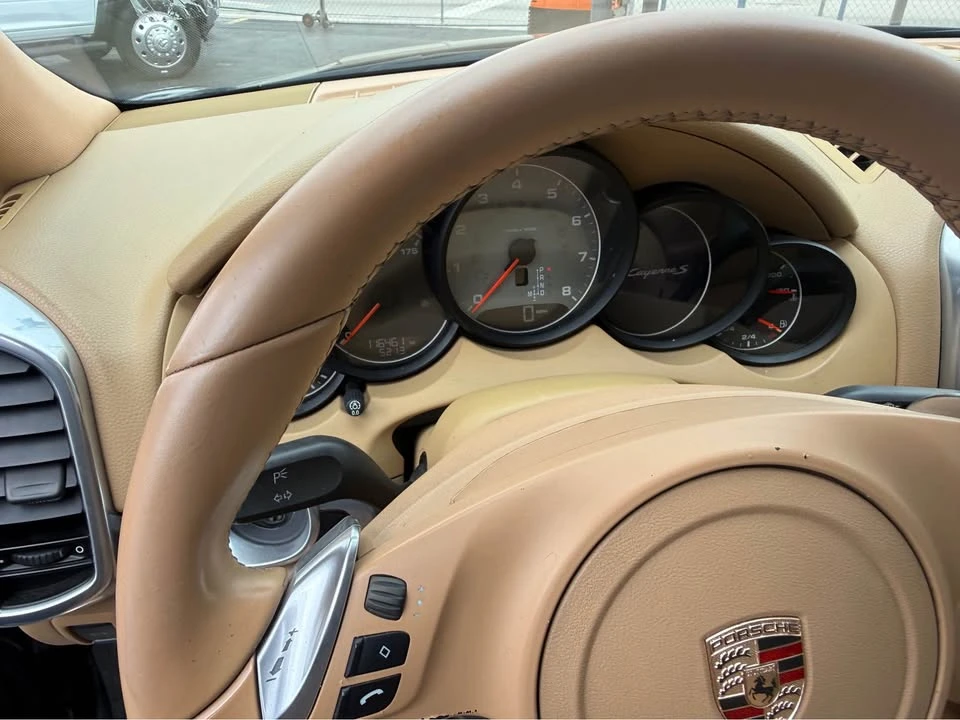 2011 Porsche 958 Cayenne S - Image 6 of 9
