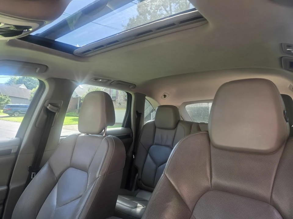 2011 Porsche 958 Cayenne S - Image 6 of 12