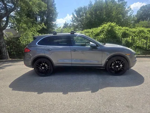 2011 Porsche Cayenne S