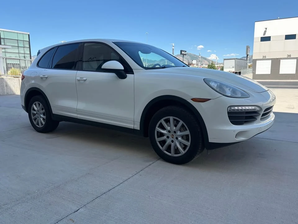 2011 Porsche 958 Cayenne S - Image 3 of 15