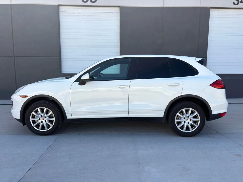 2011 Porsche 958 Cayenne S - Image 8 of 15