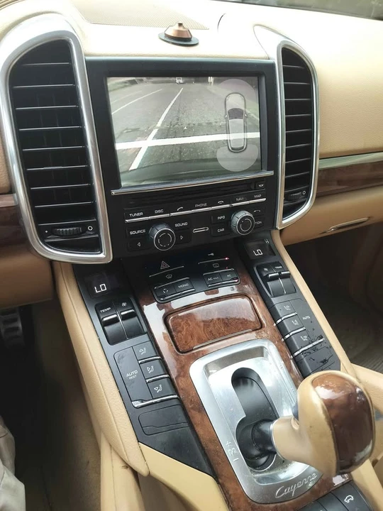 2011 Porsche 958 Cayenne S - Image 19 of 20