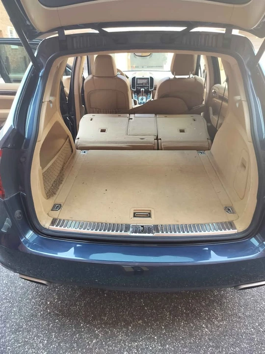 2011 Porsche 958 Cayenne S - Image 10 of 20