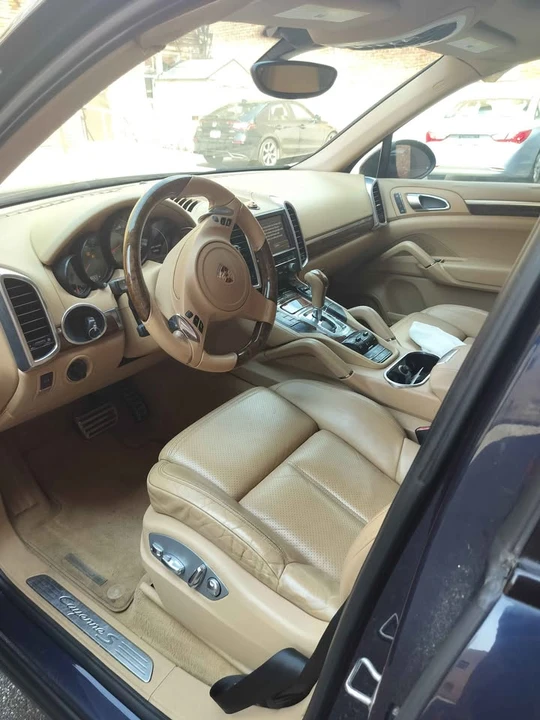 2011 Porsche 958 Cayenne S - Image 5 of 20