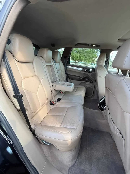 2011 Porsche 958 Cayenne S - Image 14 of 20