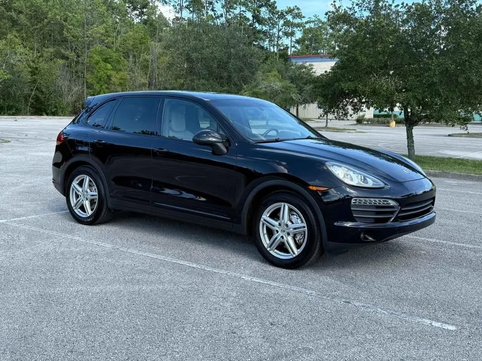 2011 Porsche 958 Cayenne S - Image 10 of 20