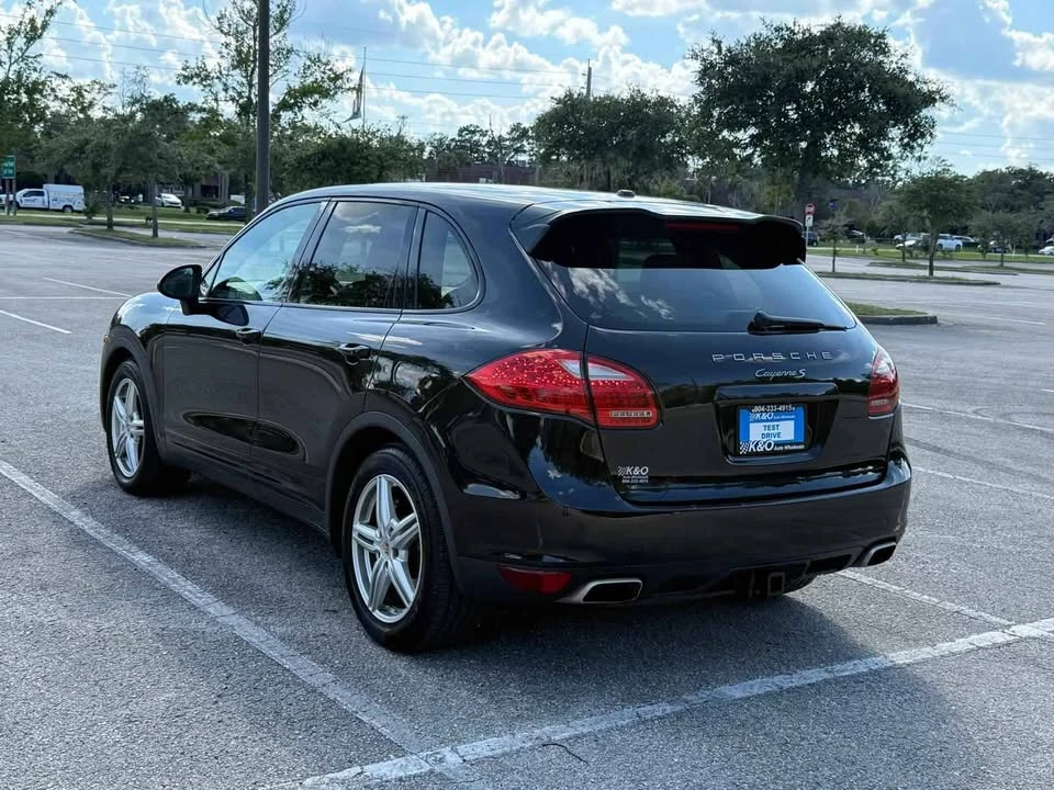 2011 Porsche 958 Cayenne S - Image 8 of 20