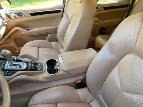 2011 Porsche 958 Cayenne S - Image 5 of 6