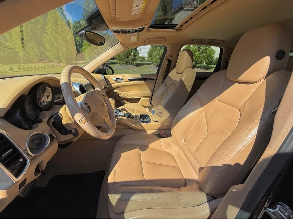 2011 Porsche 958 Cayenne S - Image 16 of 18