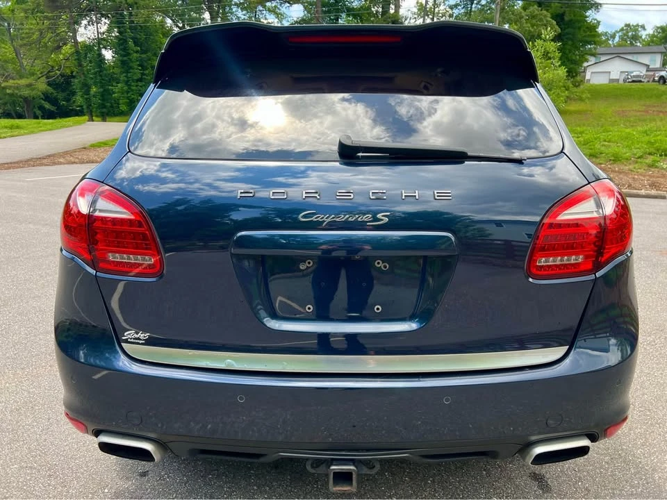 2011 Porsche 958 Cayenne S - Image 9 of 17