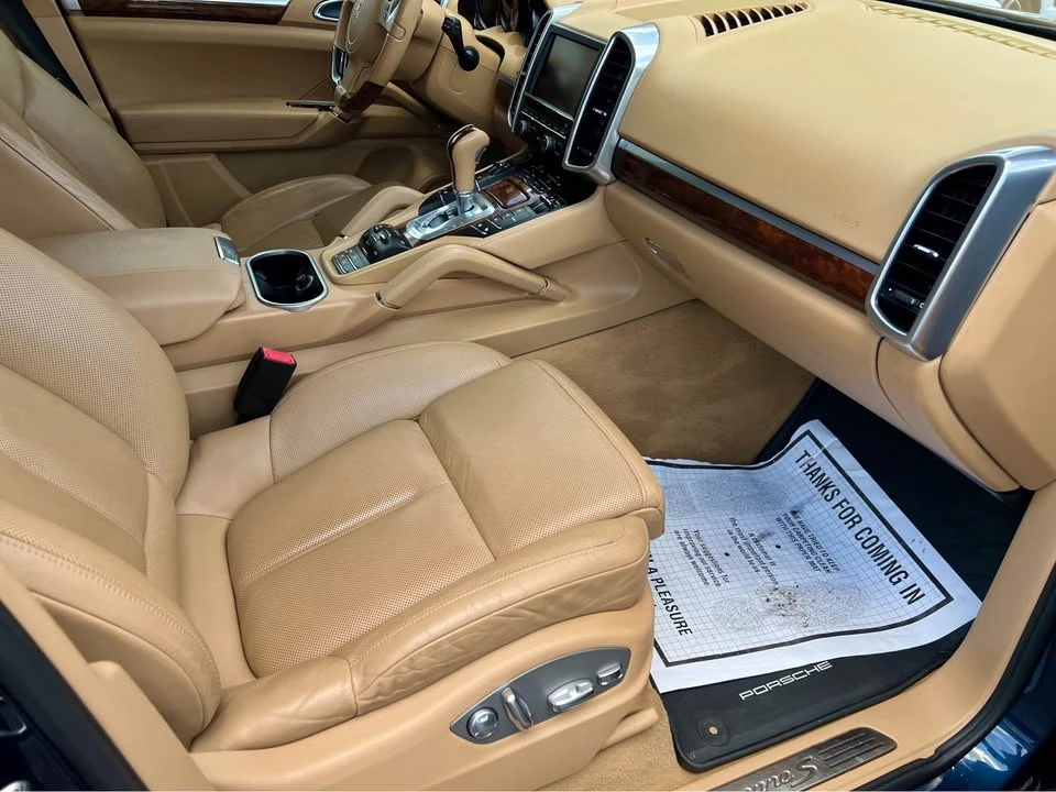 2011 Porsche 958 Cayenne S - Image 3 of 17