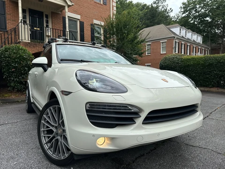 2011 Porsche 958 Cayenne S - Image 6 of 20