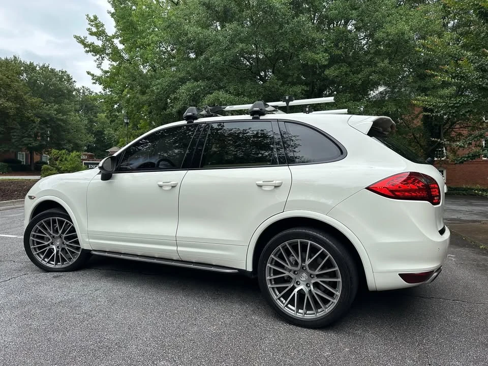 2011 Porsche 958 Cayenne S - Image 8 of 20