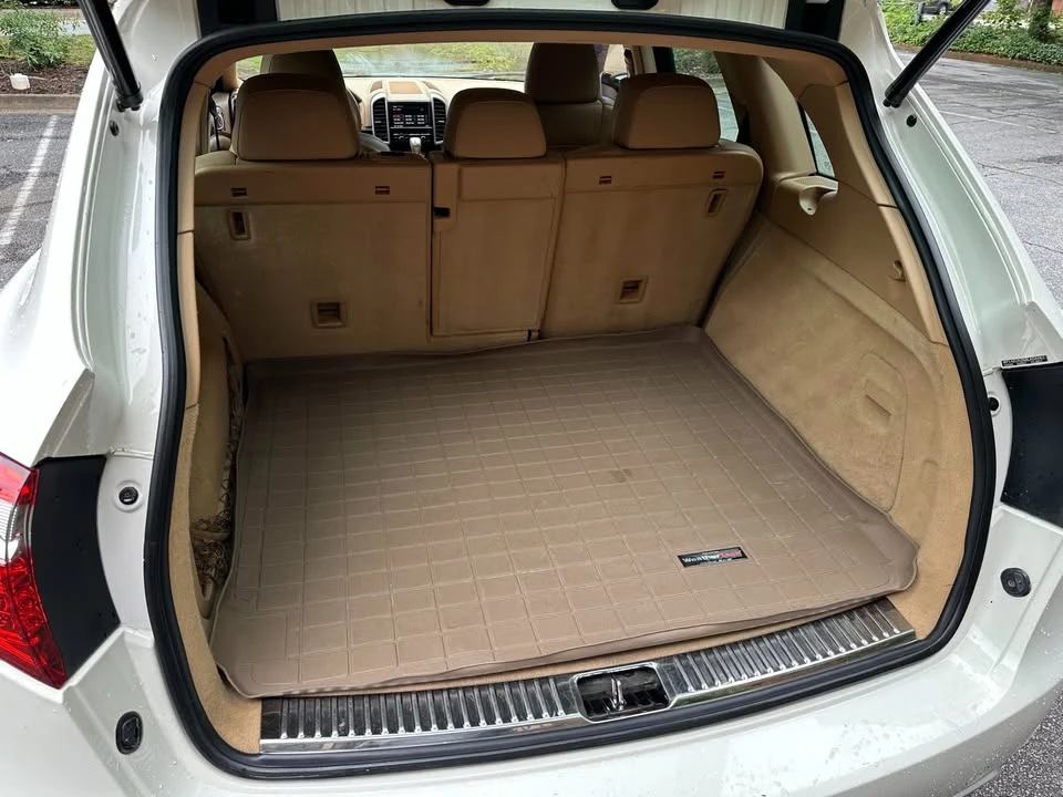 2011 Porsche 958 Cayenne S - Image 11 of 20