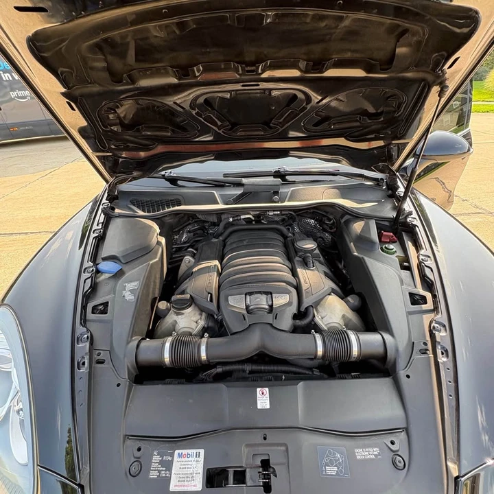 2011 Porsche 958 Cayenne S - Image 11 of 13