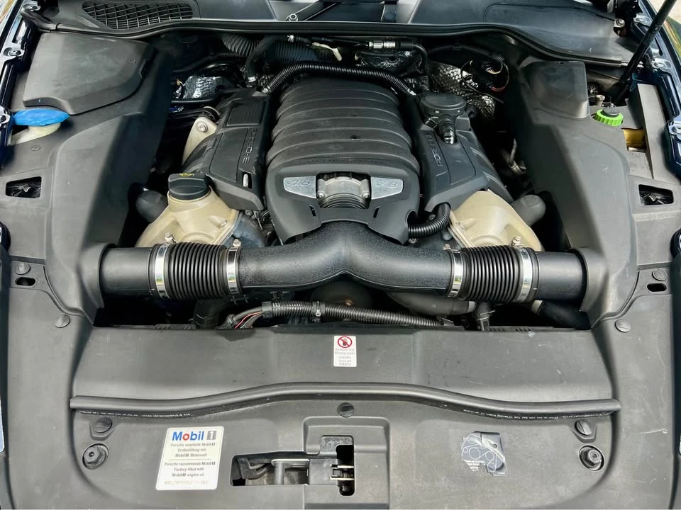 2011 Porsche 958 Cayenne S - Image 13 of 17