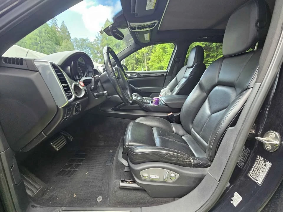 2011 Porsche 958 Cayenne S - Image 5 of 9