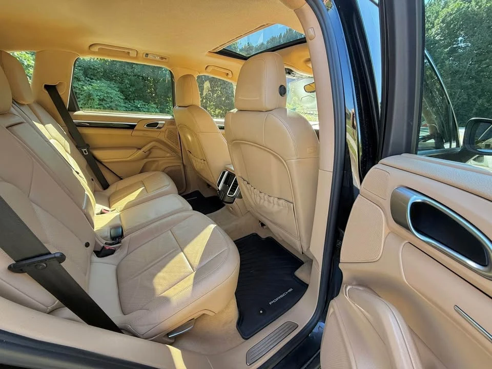 2011 Porsche 958 Cayenne S - Image 17 of 19