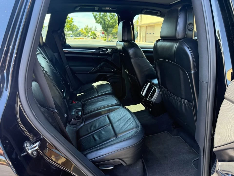 2011 Porsche 958 Cayenne S - Image 19 of 20