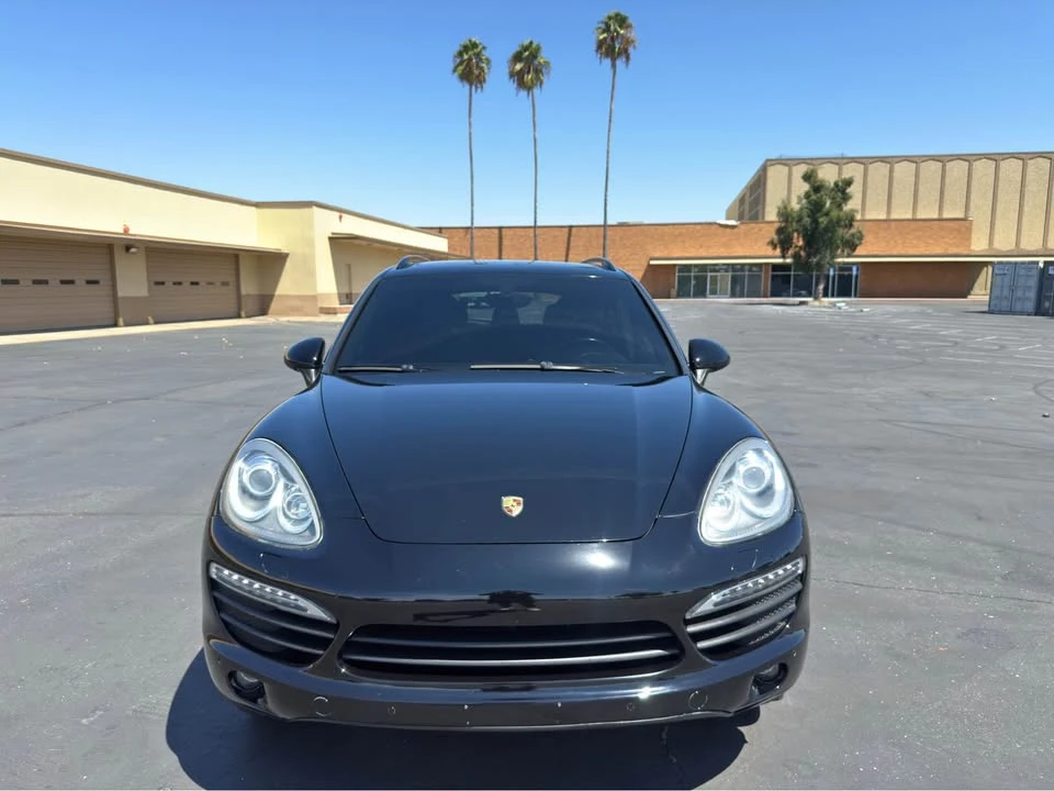 2011 Porsche 958 Cayenne S - Image 2 of 20