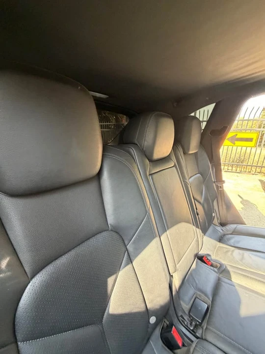 2011 Porsche 958 Cayenne S - Image 11 of 12