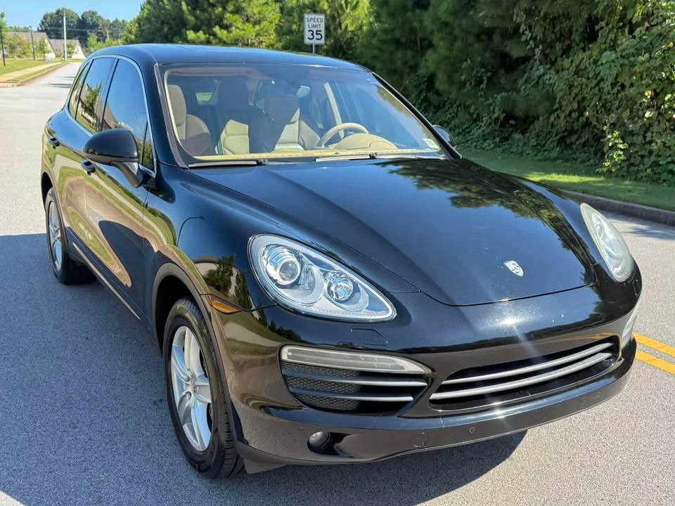 2011 Porsche 958 Cayenne S - Image 8 of 19