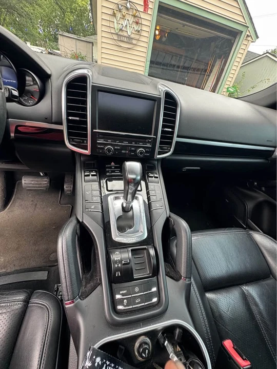 2011 Porsche 958 Cayenne S - Image 11 of 11