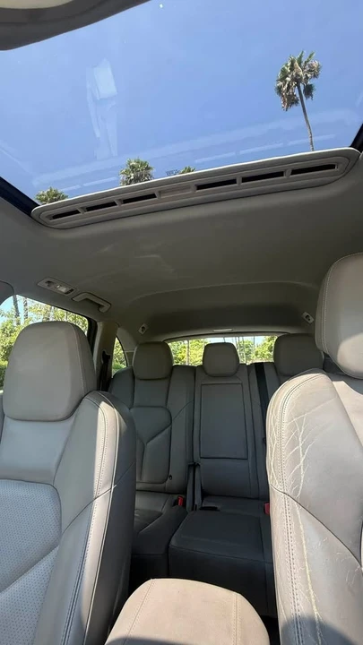 2011 Porsche 958 Cayenne S - Image 12 of 15