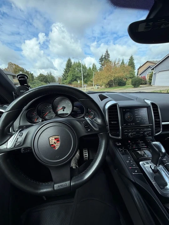2011 Porsche 958 Cayenne S - Image 5 of 5