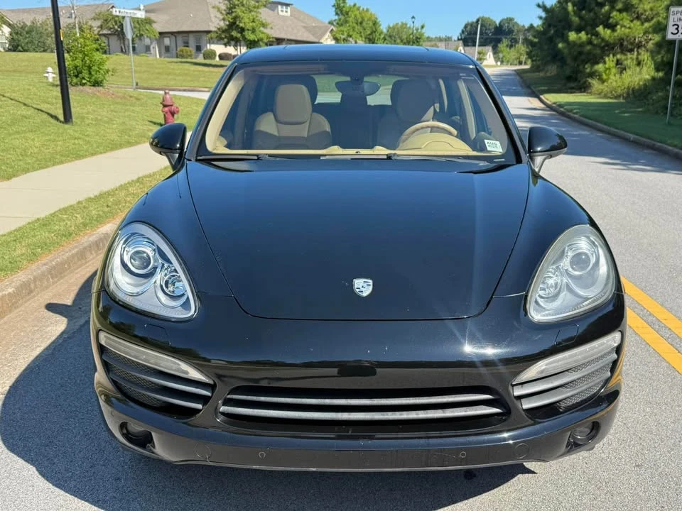2011 Porsche 958 Cayenne S - Image 2 of 19