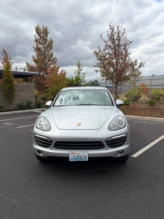 2011 Porsche 958 Cayenne S - Image 3 of 7