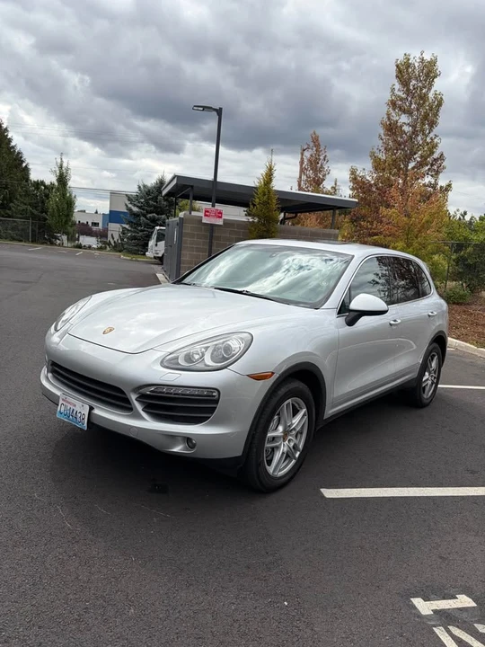 2011 Porsche 958 Cayenne S - Image 4 of 7