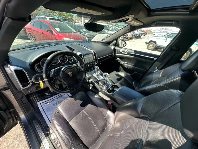 2011 Porsche 958 Cayenne S - Image 15 of 21