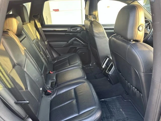 2011 Porsche 958 Cayenne S - Image 12 of 12