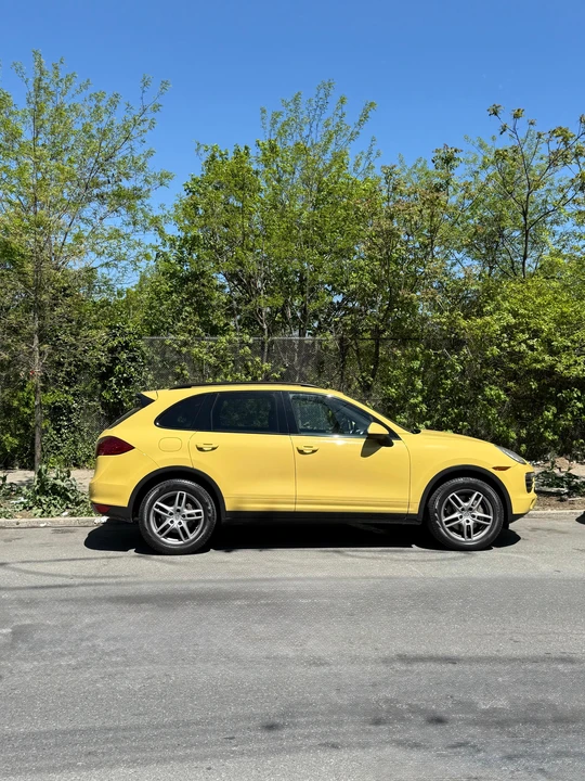 2011 Porsche 958 Cayenne S - Image 22 of 31