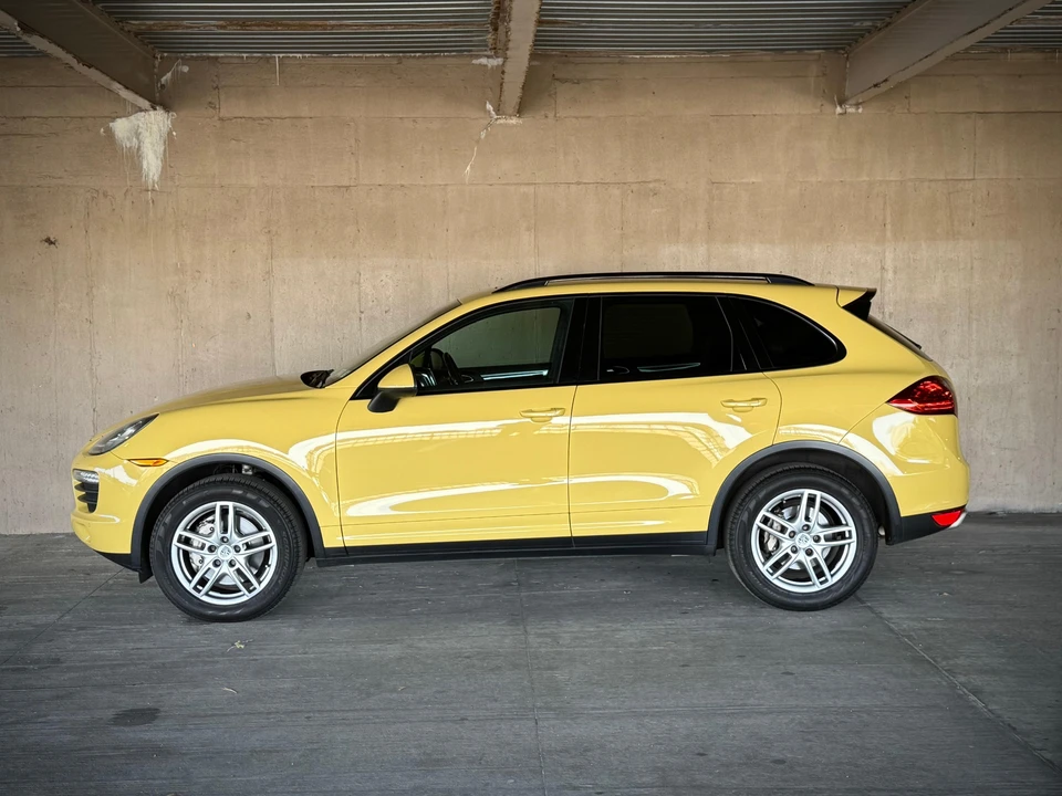2011 Porsche 958 Cayenne S - Image 6 of 31