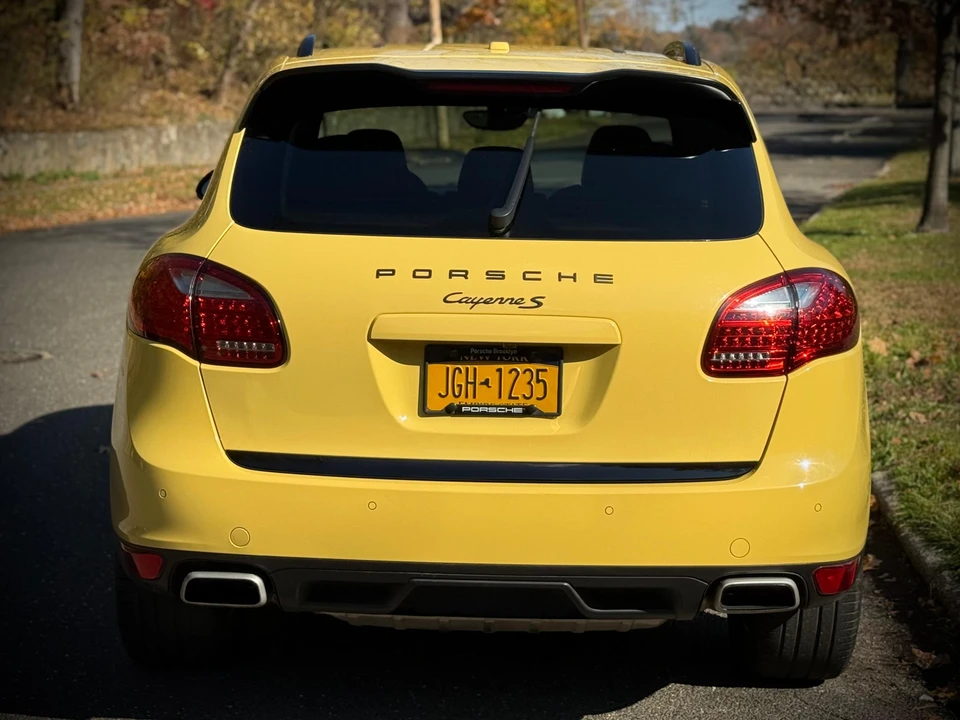 2011 Porsche 958 Cayenne S - Image 20 of 31