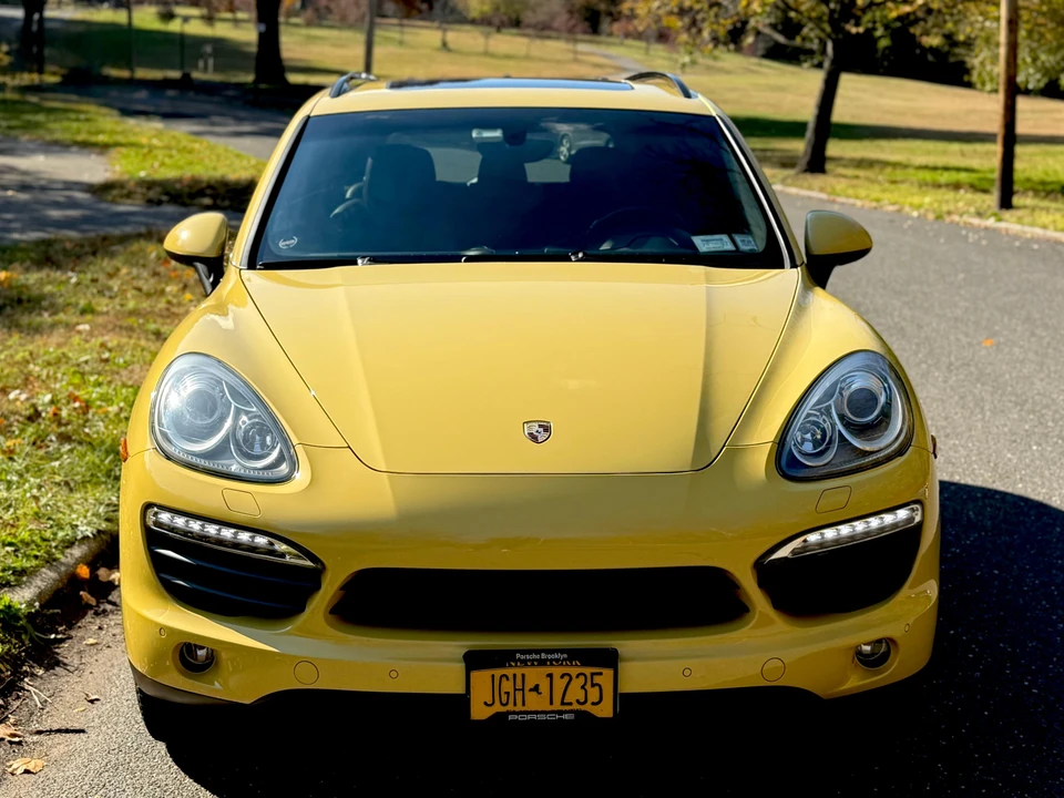 2011 Porsche 958 Cayenne S - Image 14 of 31
