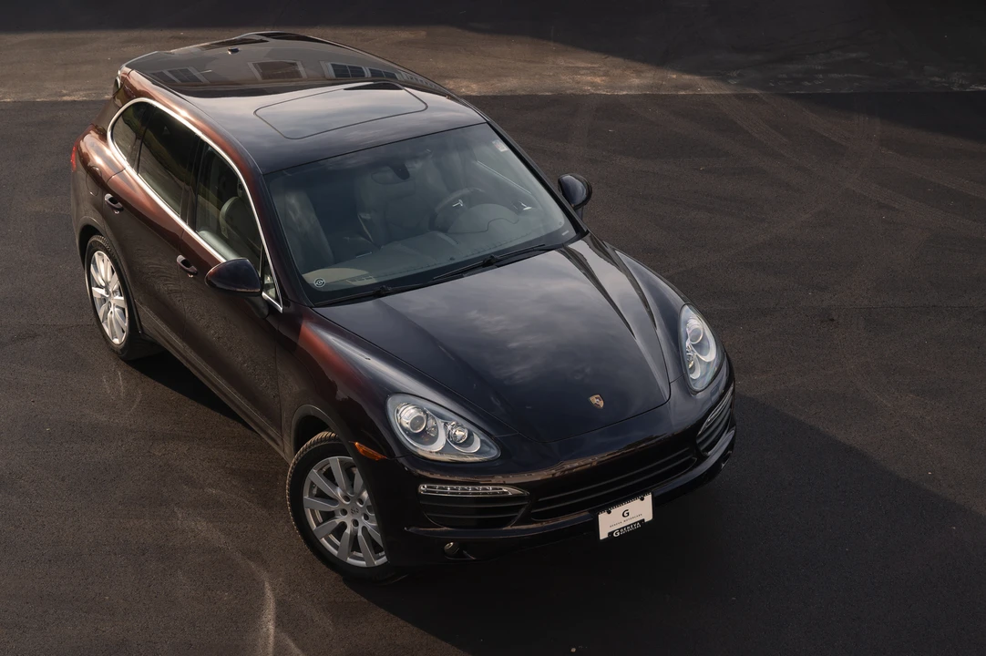 2011 Porsche 958 Cayenne S - Image 14 of 31