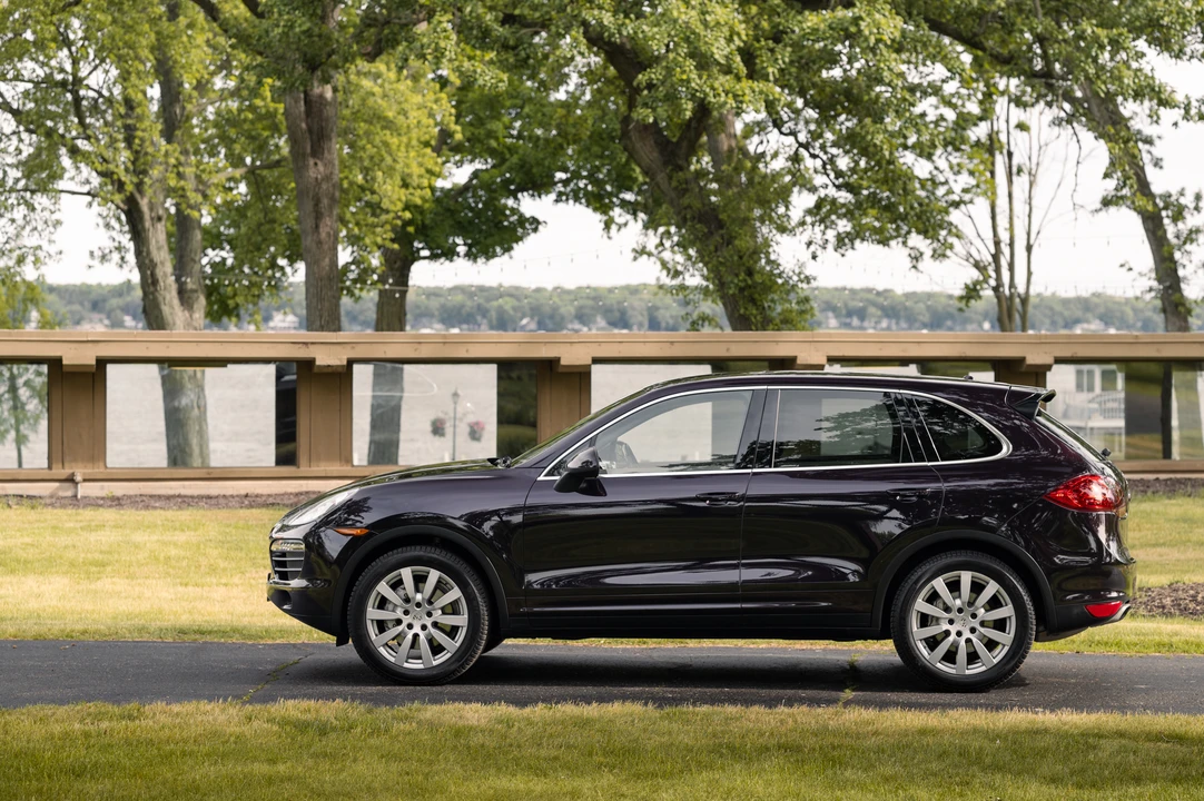 2011 Porsche 958 Cayenne S - Image 22 of 31