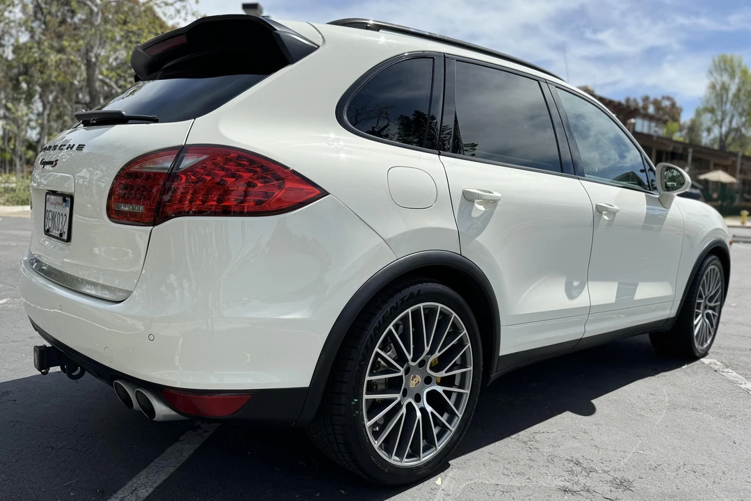 2011 Porsche 958 Cayenne S - Image 15 of 31