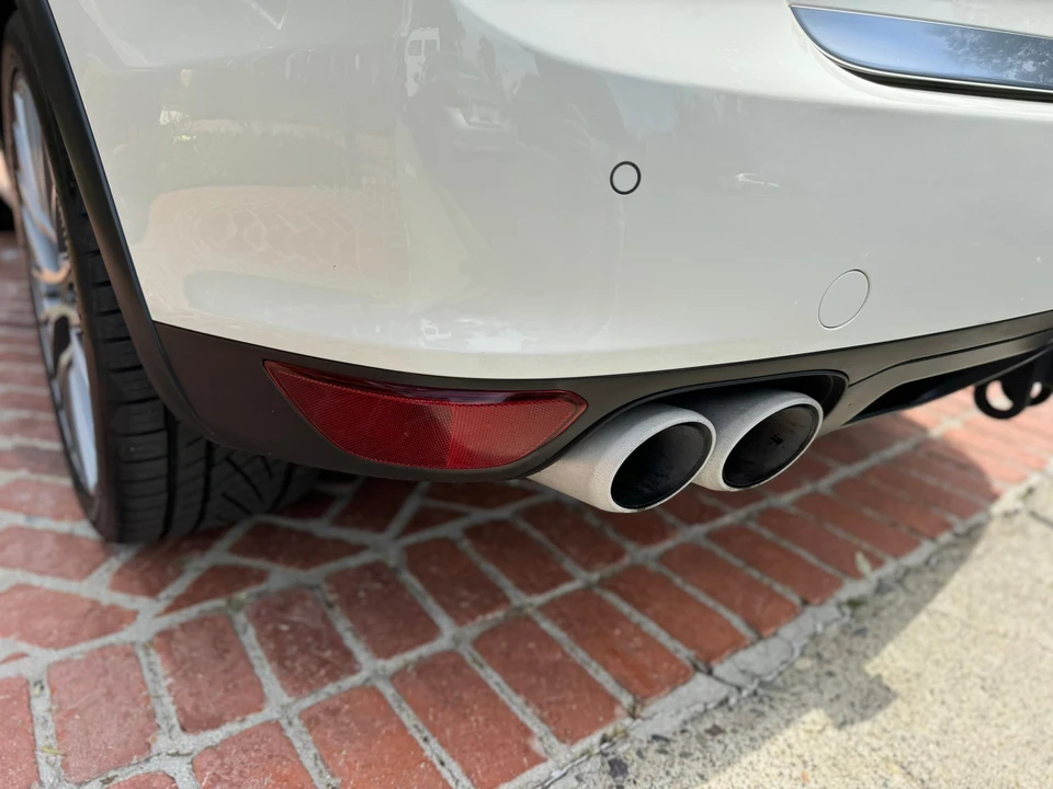 2011 Porsche 958 Cayenne S - Image 28 of 31