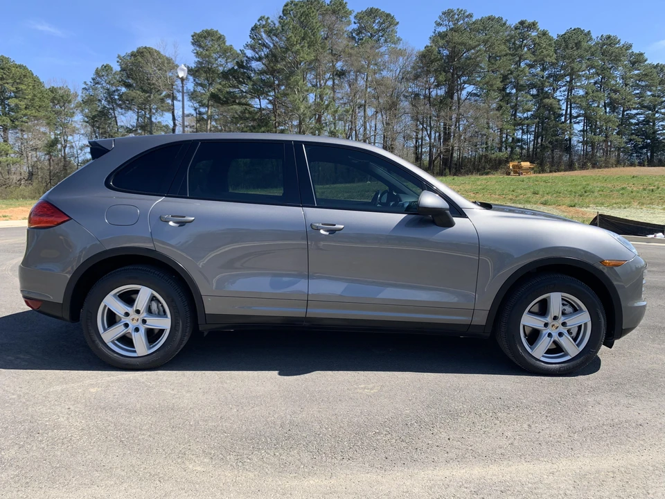 2011 Porsche 958 Cayenne S - Image 24 of 31