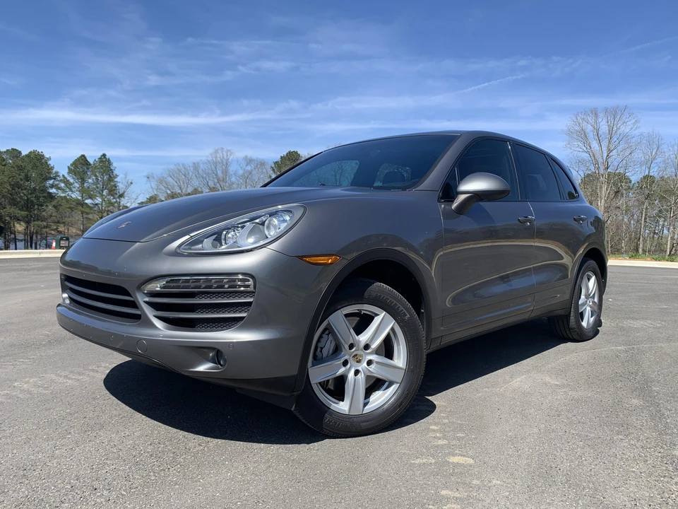 2011 Porsche 958 Cayenne S - Image 9 of 31