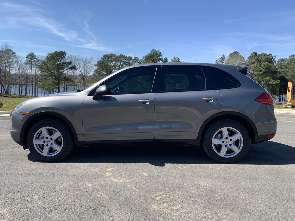 2011 Porsche 958 Cayenne S - Image 15 of 31