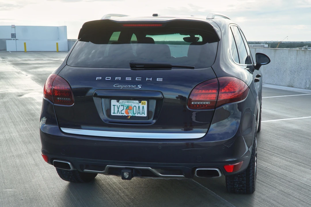 2011 Porsche 958 Cayenne S - Image 5 of 31