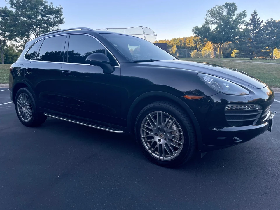 2011 Porsche 958 Cayenne S - Image 23 of 31