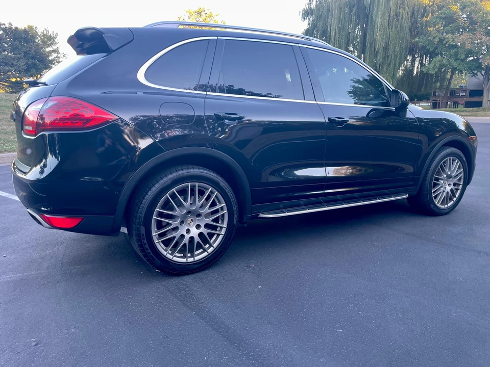 2011 Porsche 958 Cayenne S - Image 21 of 31