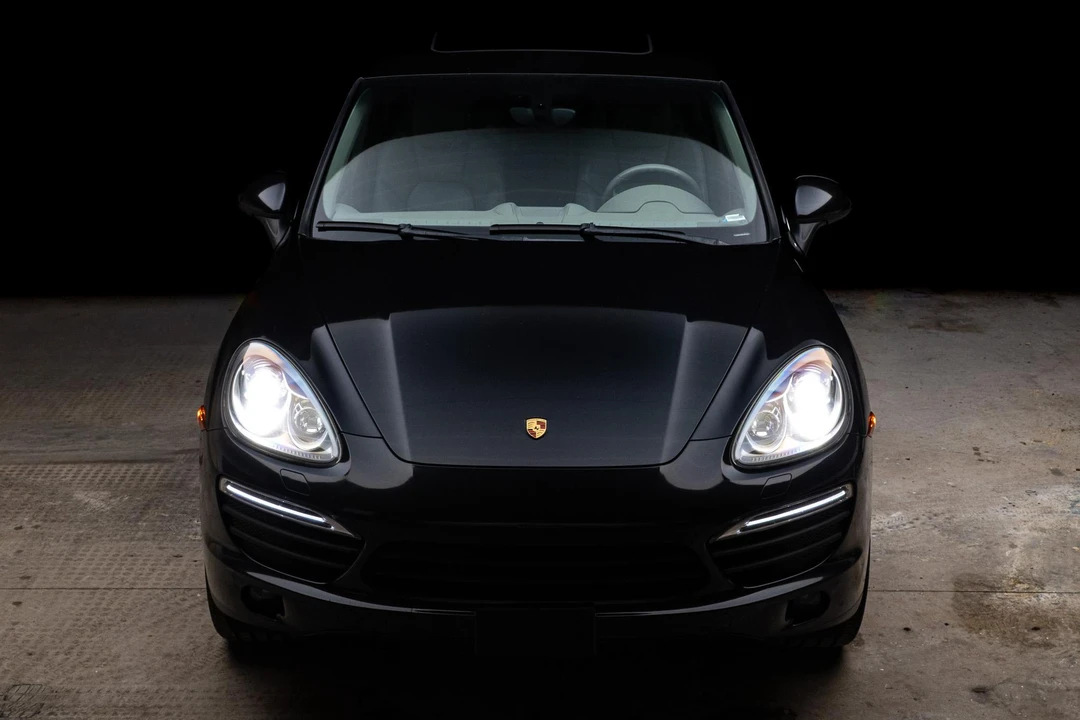 2011 Porsche 958 Cayenne S - Image 8 of 31